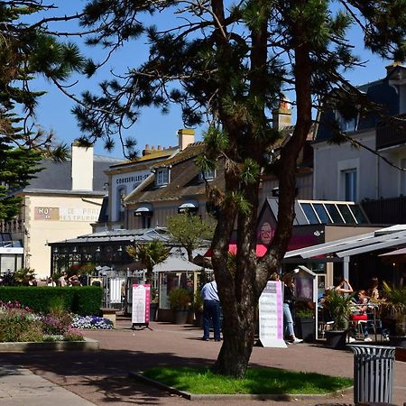 La Courette, Maison Avec Cour Proche Plage Graye-sur-Mer Exterior foto